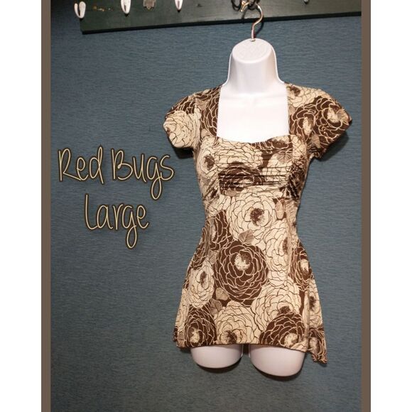 Red Bugs high low hem sparkly floral top large - Picture 1 of 7